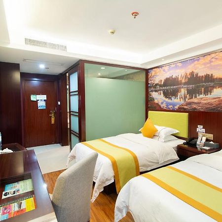 Ruide Hotel Yiwu  Eksteriør billede