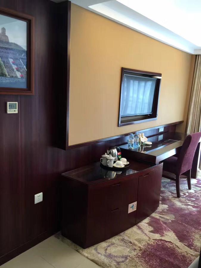 Ruide Hotel Yiwu  Eksteriør billede