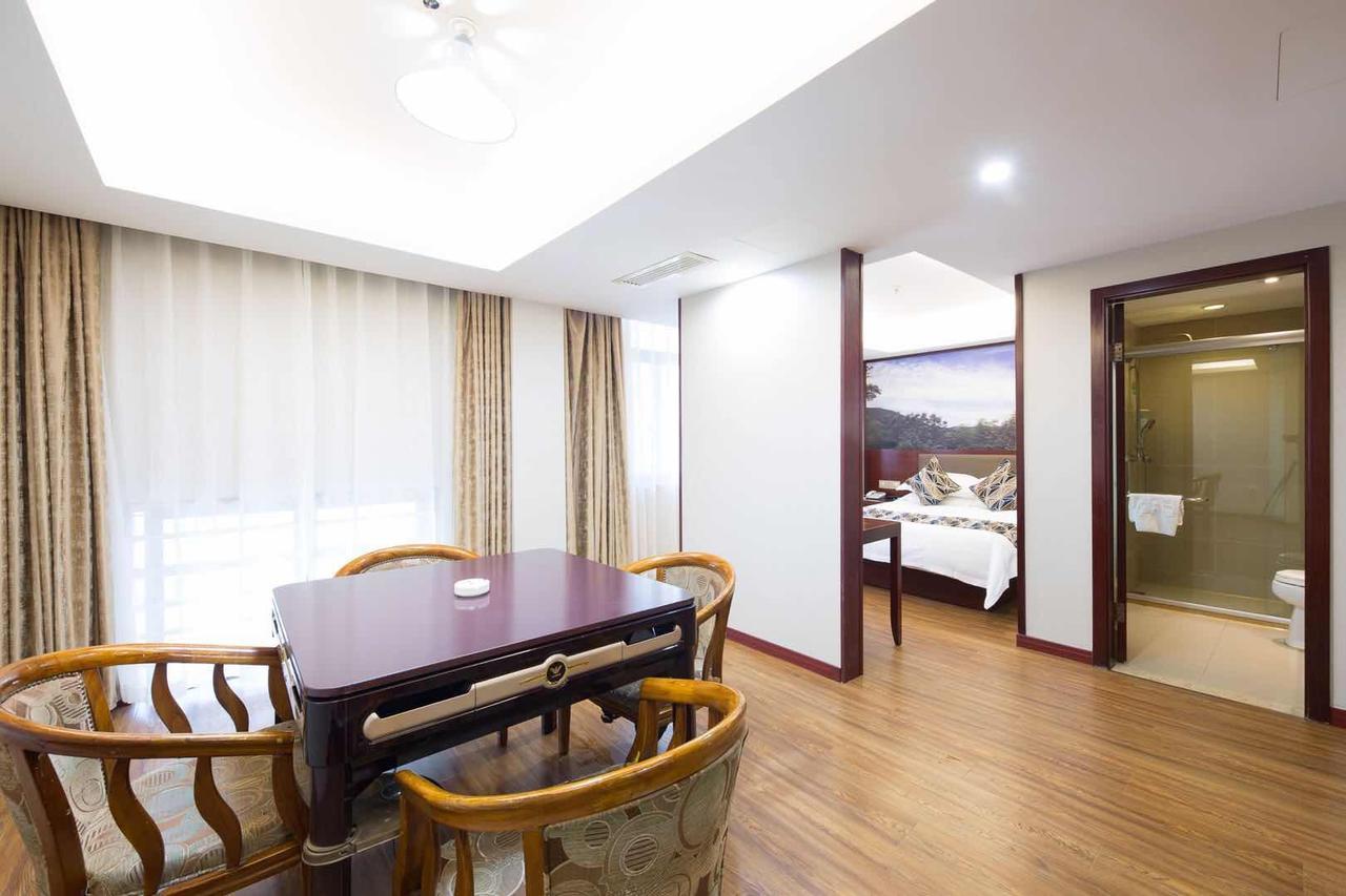 Ruide Hotel Yiwu  Eksteriør billede