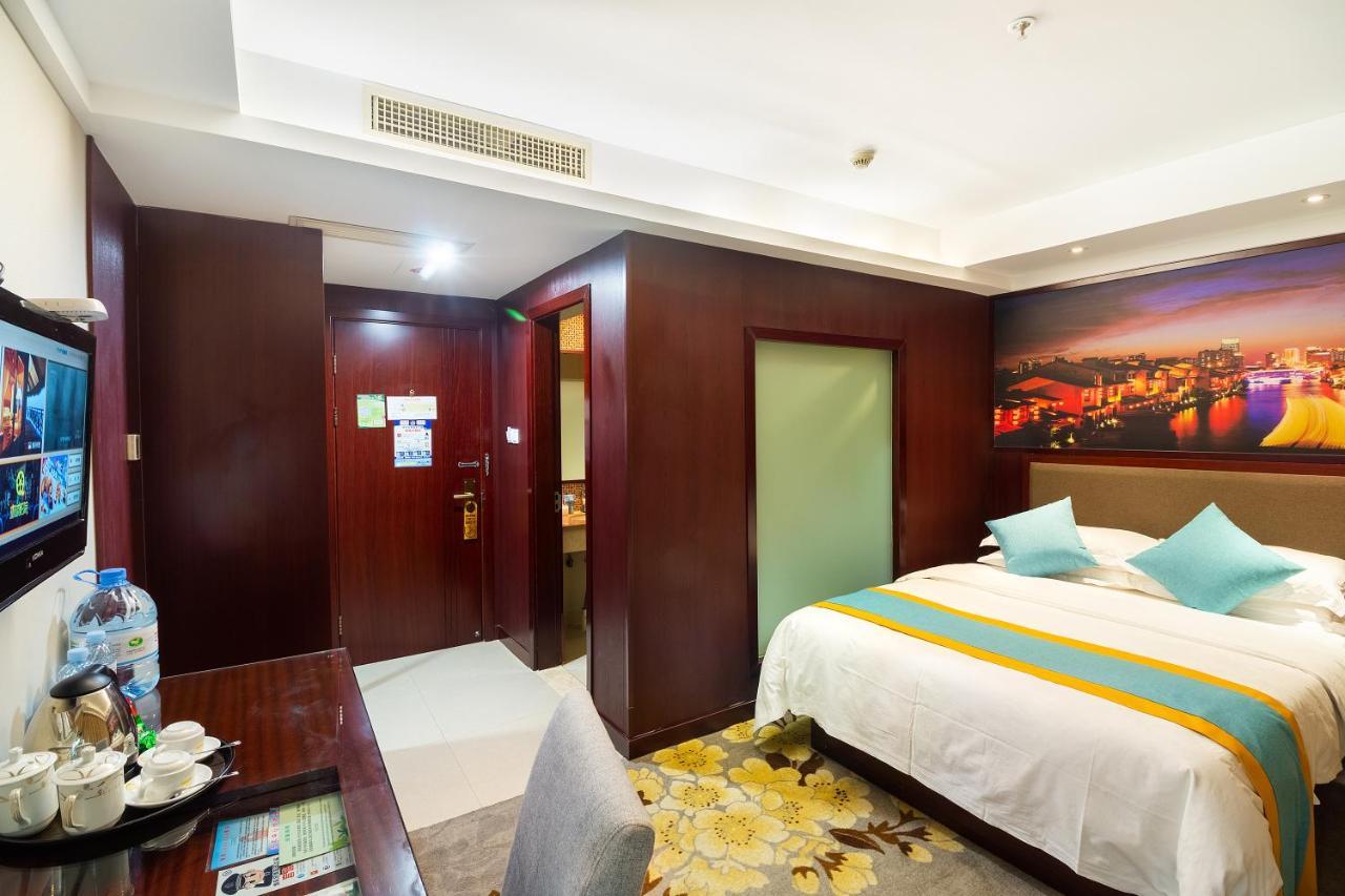 Ruide Hotel Yiwu  Eksteriør billede