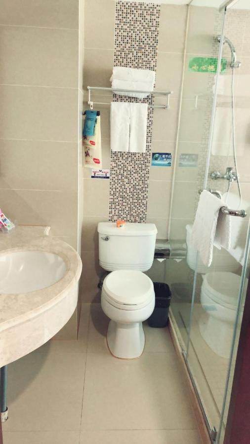Ruide Hotel Yiwu  Eksteriør billede